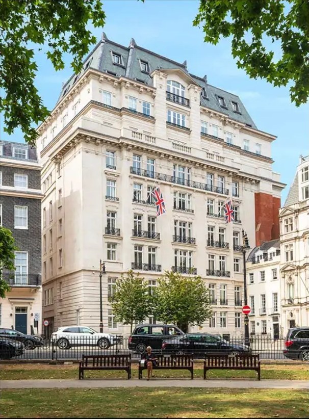 25 Berkeley Square project image